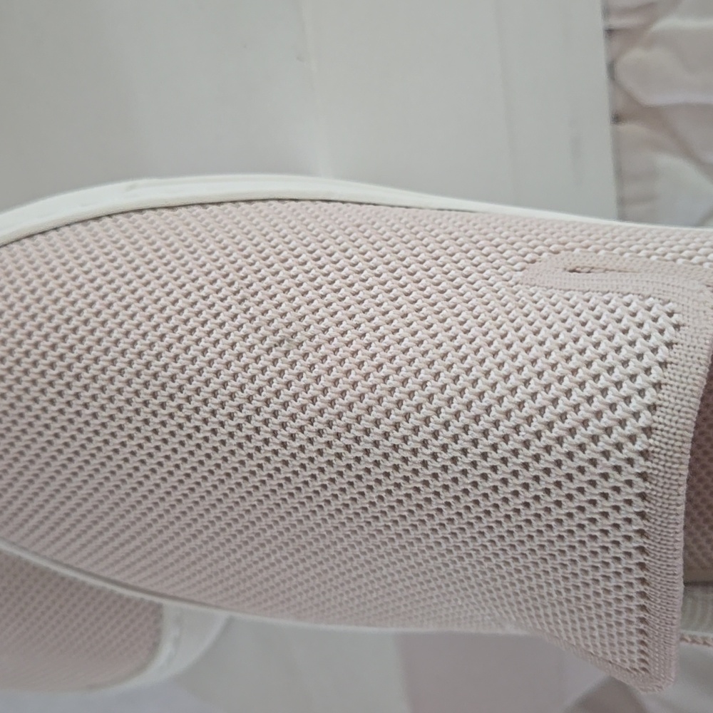 Women's Steve Madden Slip on Blush Shoes Size 9.5 New in Box - Picture 9 of 9